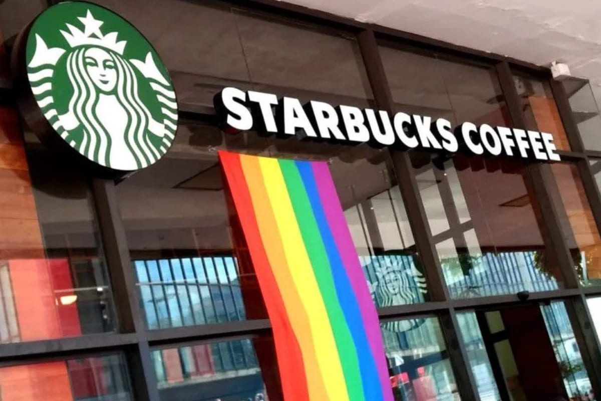 Starbucks enfrenta acusaciones de sindicato por impedir la decoración LGBT en el mes del orgullo 3 Starbucks
