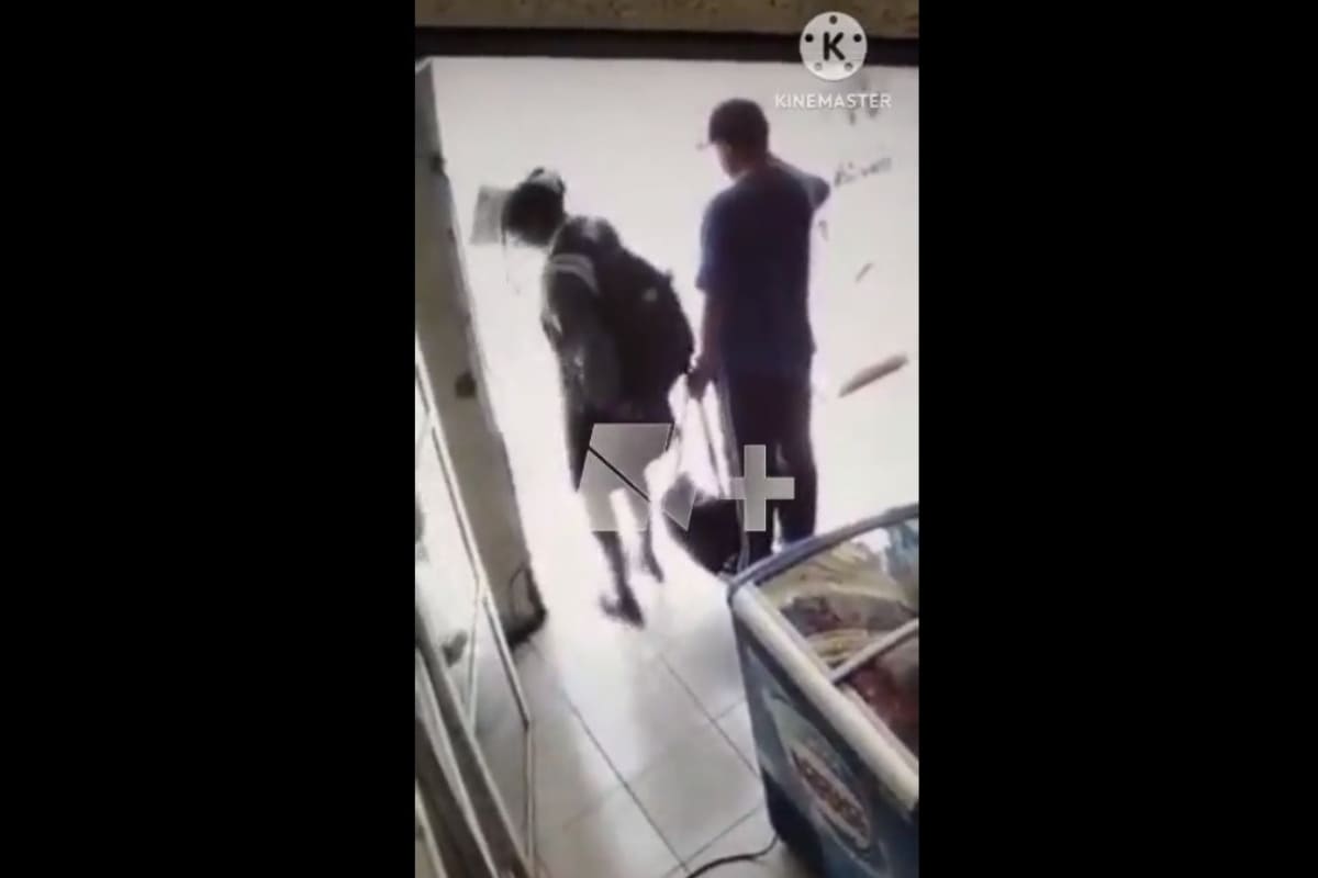 Sujeto graba debajo de la falda de una estudiante en Acajete