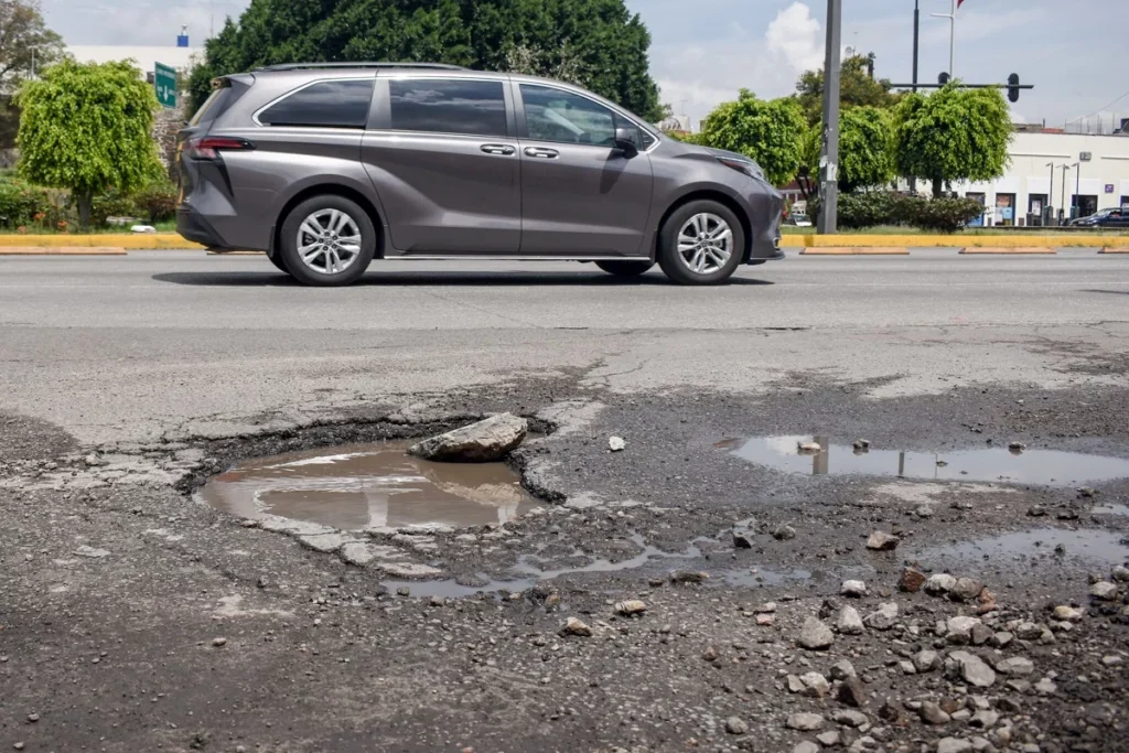 Ayuntamiento de Puebla invertira 60 millones de pesos en bacheo
