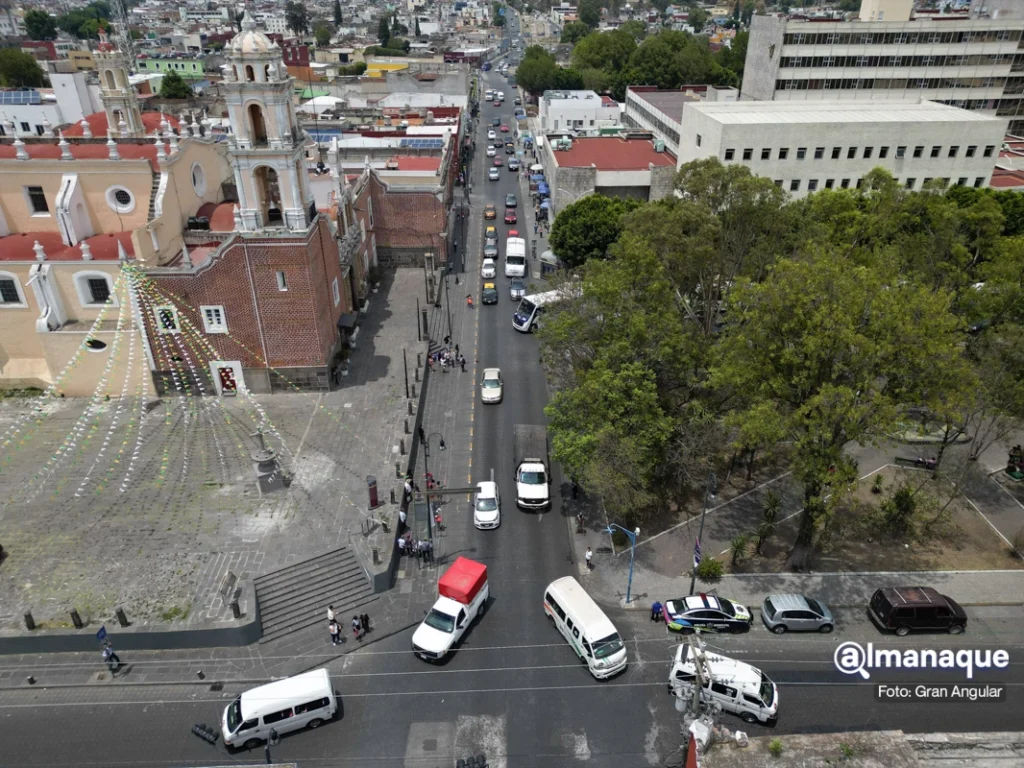 Policia municipal detiene a 12 franeleros que aparataban lugares en San Jose