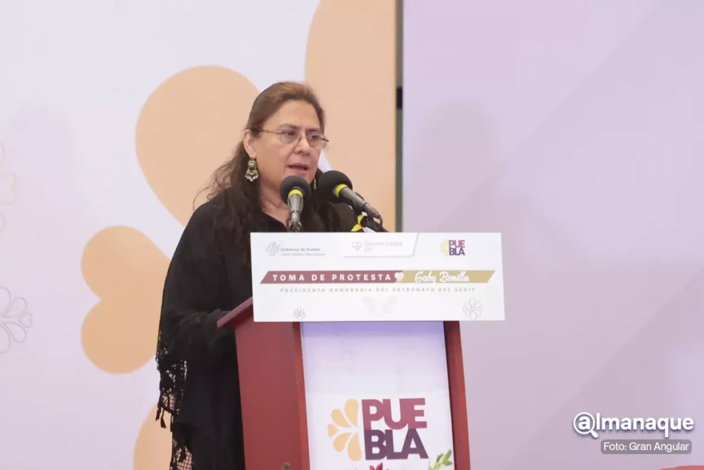 Rosario Orozco critica a Claudia Rivera