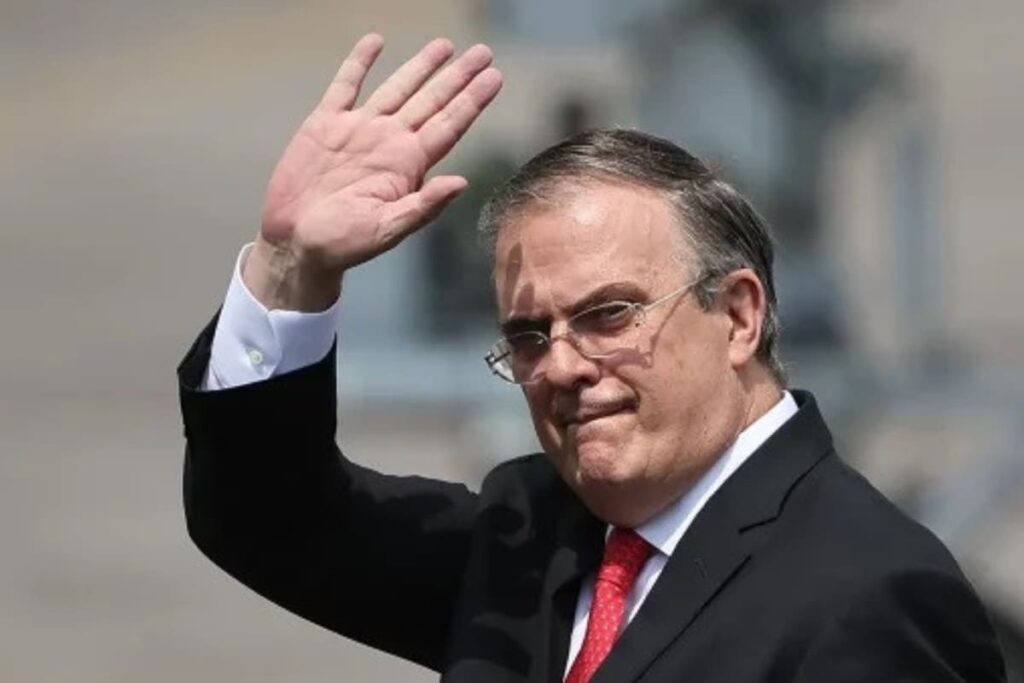 Ebrard advierte a Morena