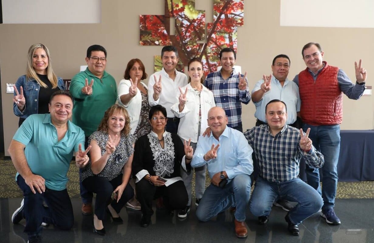 Intensifica Eduardo Rivera recorridos por el estado: visita Atlixco, Tecali y Cholula 4 eduardo rivera recorre atlixco tecali y cholula 1 1
