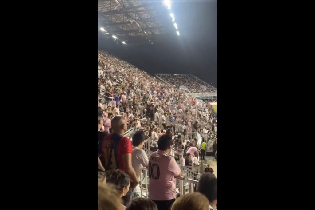 Fans de Miami dejan estadio cuando Messi salió de cambio