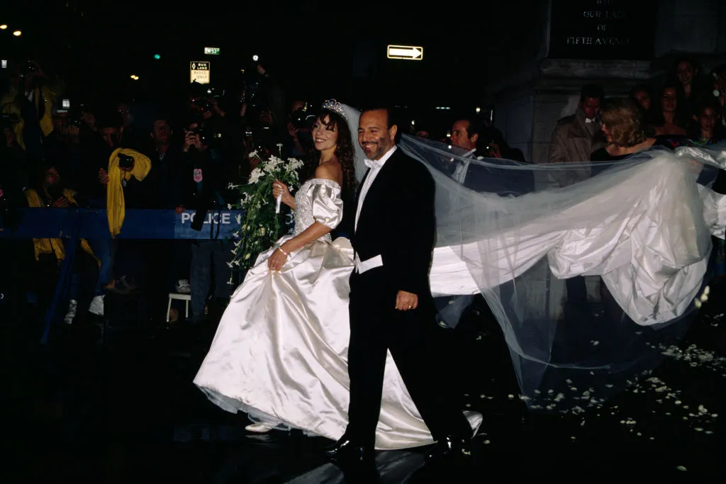 ¿La maldición de los vestidos de Vera Wang? Ariana Grande se une a la lista de divorcios 5 Vera Wang