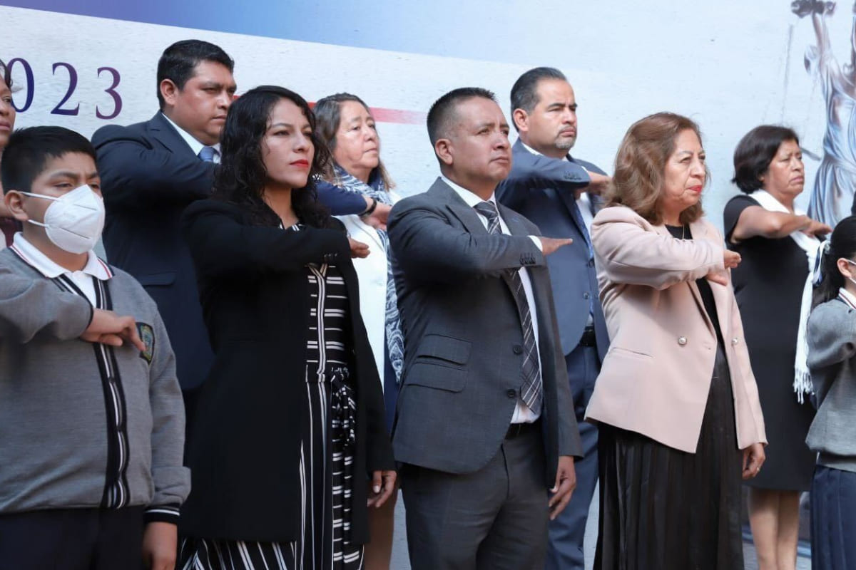 Llama Mundo Tlatehui a las y los servidores públicos a redoblar esfuerzos para el segundo semestre de 2023 1 mundo tlatehui 1