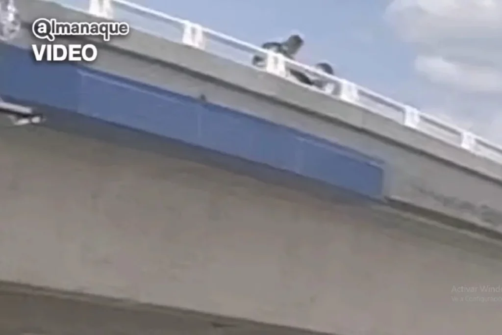 policia municipal impide suicidio en puebla