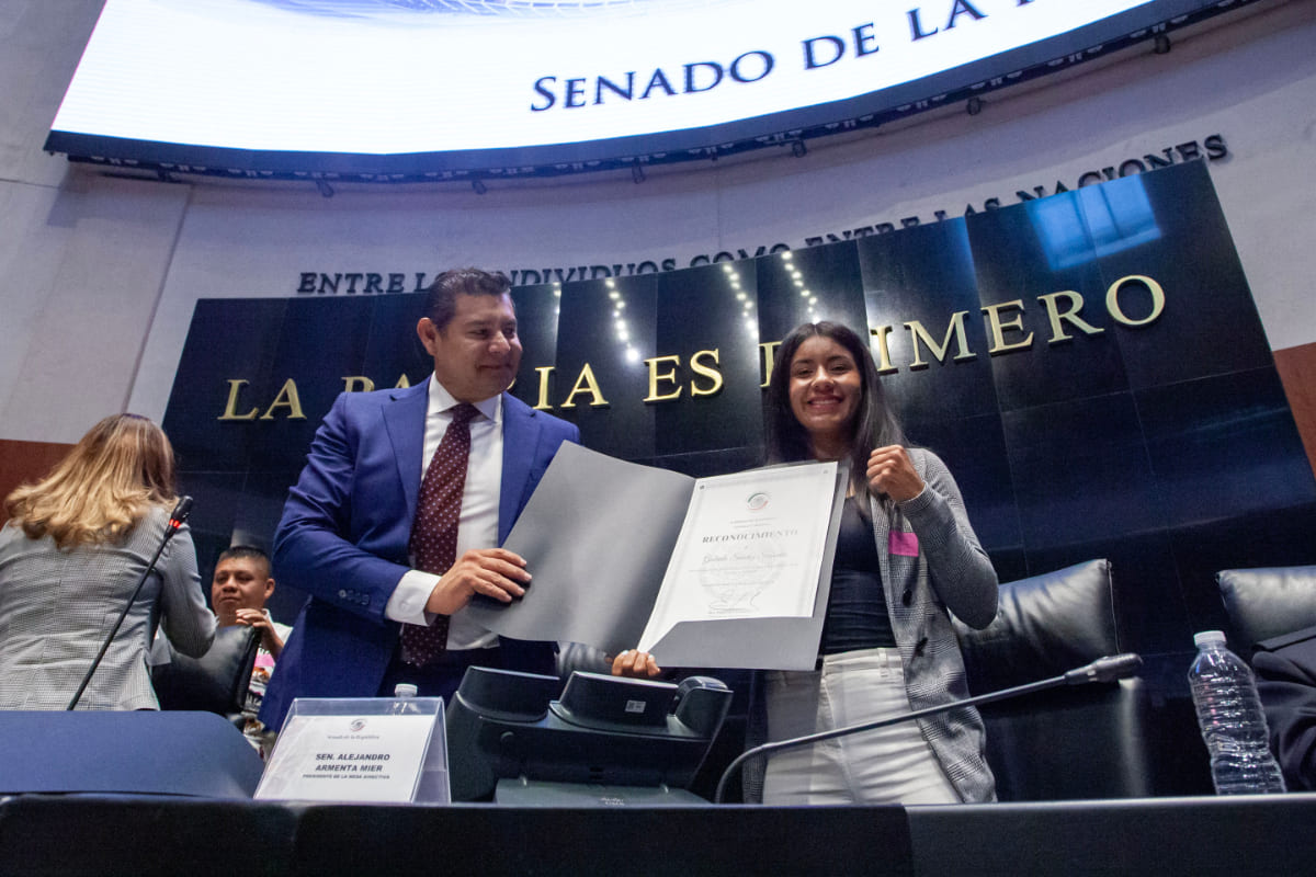Senado reconoce a Gaby “La Bonita” Sánchez, poblana campeona del CMB 1 senado reconoce a gaby la bonita sanchez 1