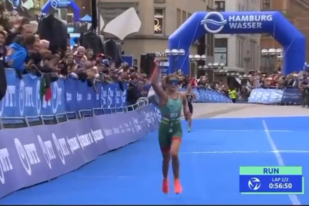 Mexicana gana segundo lugar en campeonato mundial de triatlón