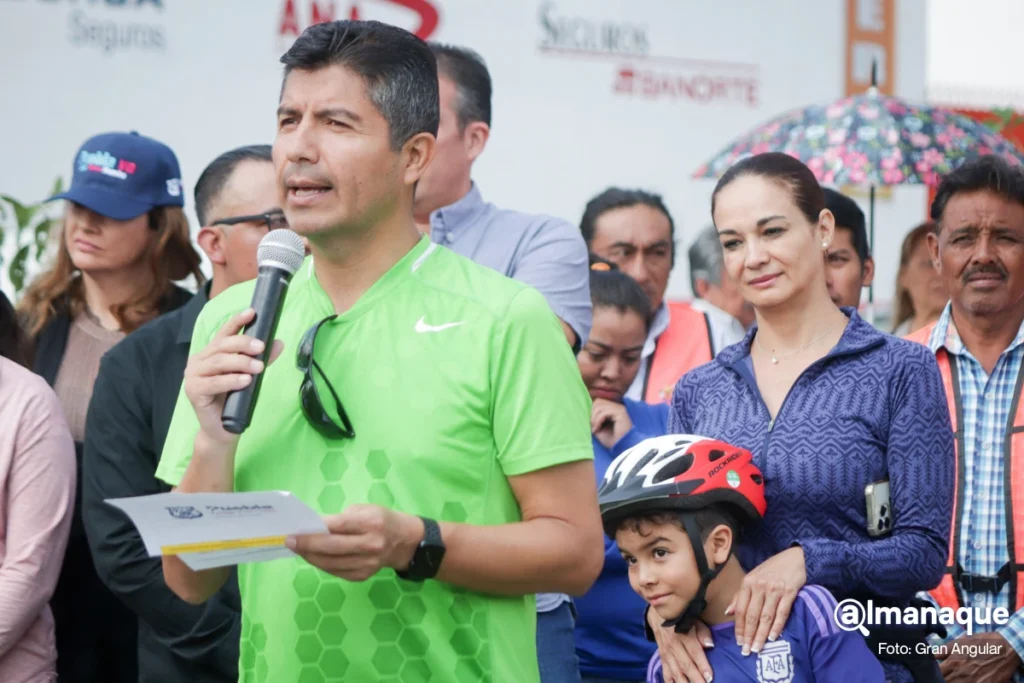 Eduardo Rivera entrega de espacios verdes recta a Cholula 2