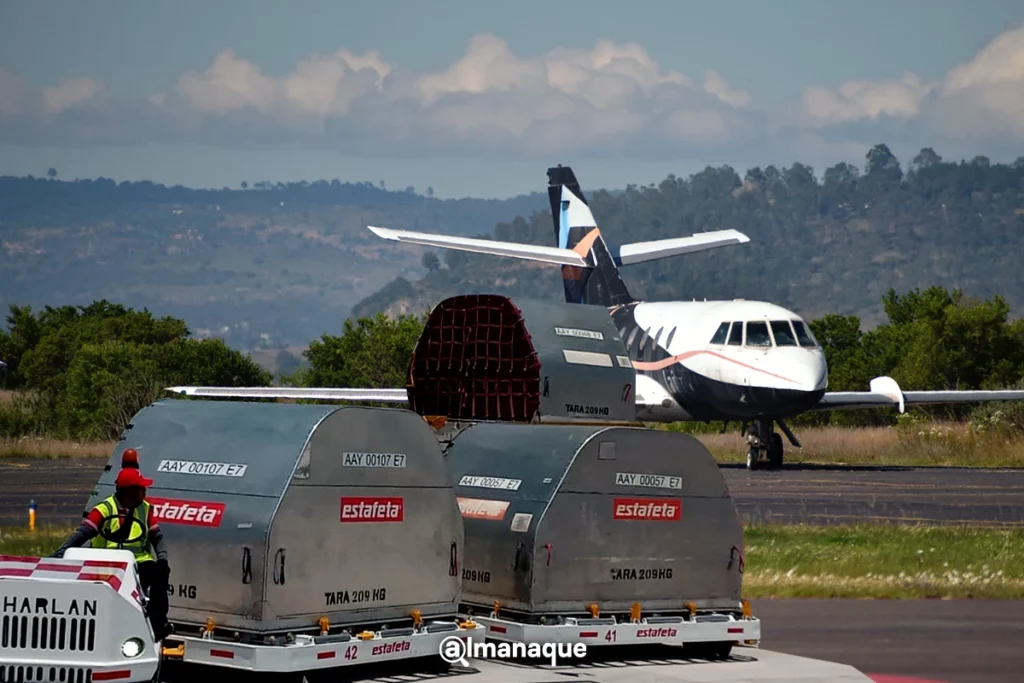 Estafeta lugar de carga aeropuerto Puebla