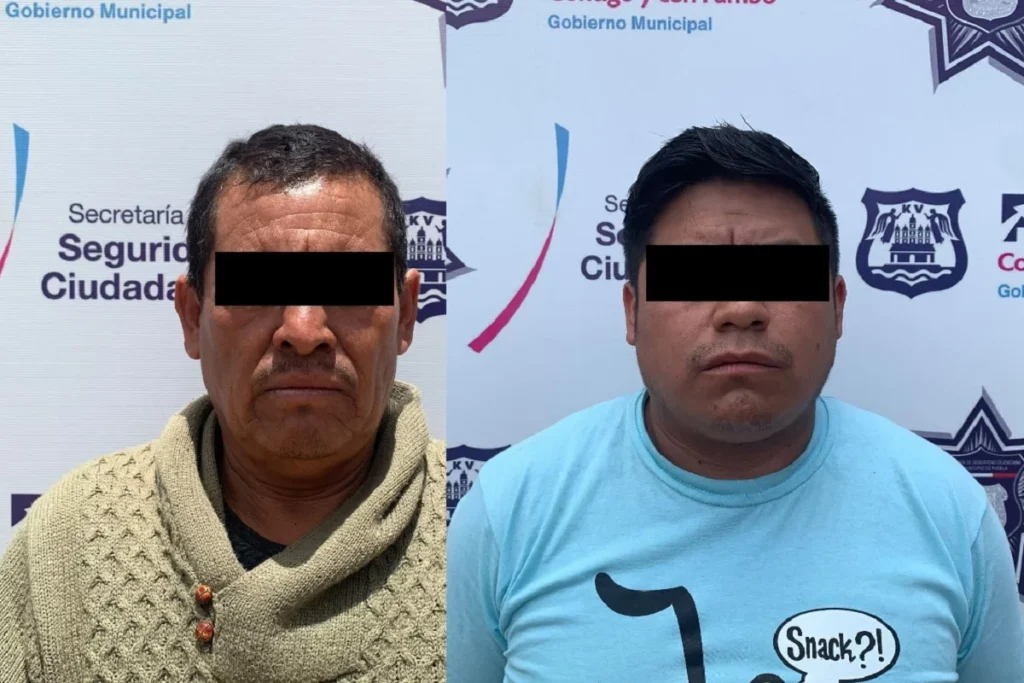 Policia municipal de puebla detuvo a dos hombres por el delito de robo de vehiculo