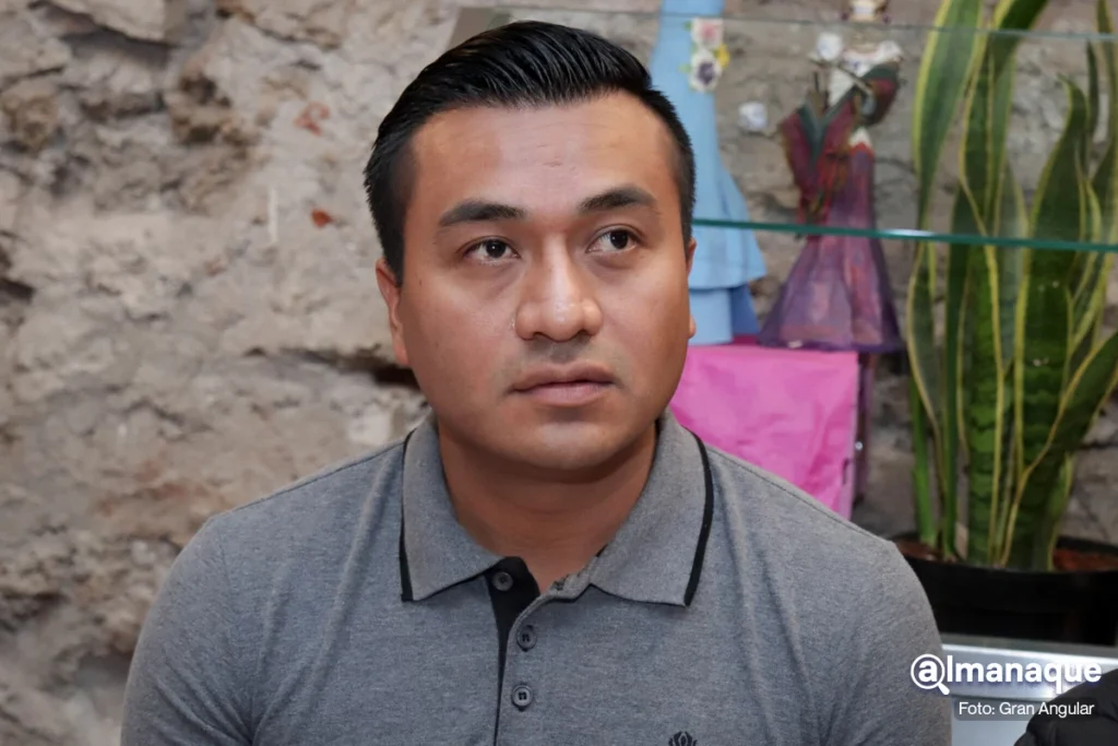 Simpatizantes de Adán Augusto en Puebla piden al INE revisar recursos de espectaculares 8 Roberto Solis asamblea informativa Adan Agusto 3