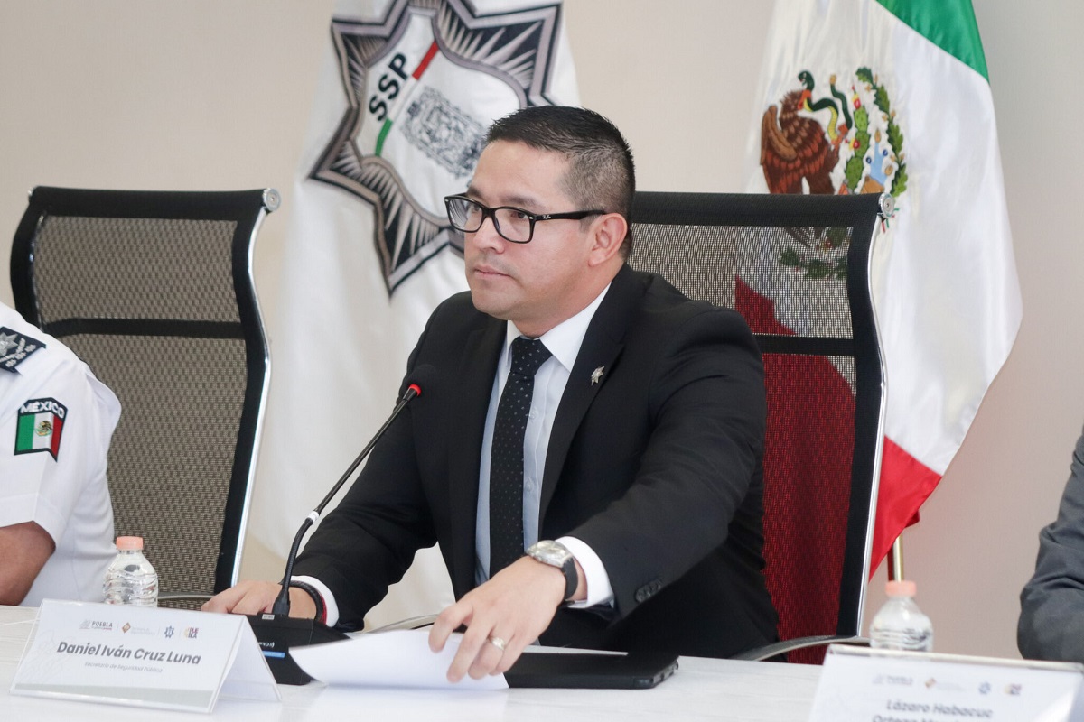 SSP detuvo a 8 delincuentes en balacera de Xoxtla; tenían chalecos del Cartel Jalisco Nueva Generación 3 SSP detuvo a 8 delincuentes en balacera de Xoxtla 2
