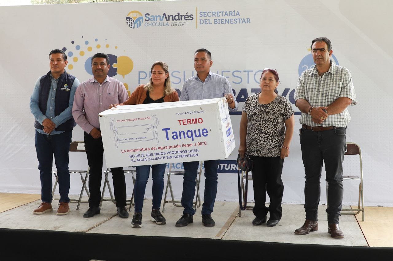 Realiza Mundo Tlatehui tercera entrega de calentadores solares del programa presupuesto participativo 6 a8831193 5d71 400d 8601 06c391f095b8