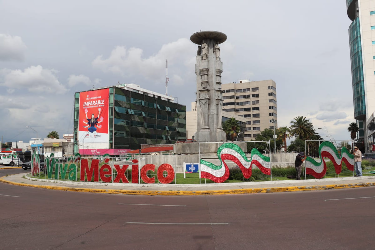 Comienza colocación de adornos patrios en Puebla capital 1 adornos patrios 2023 1