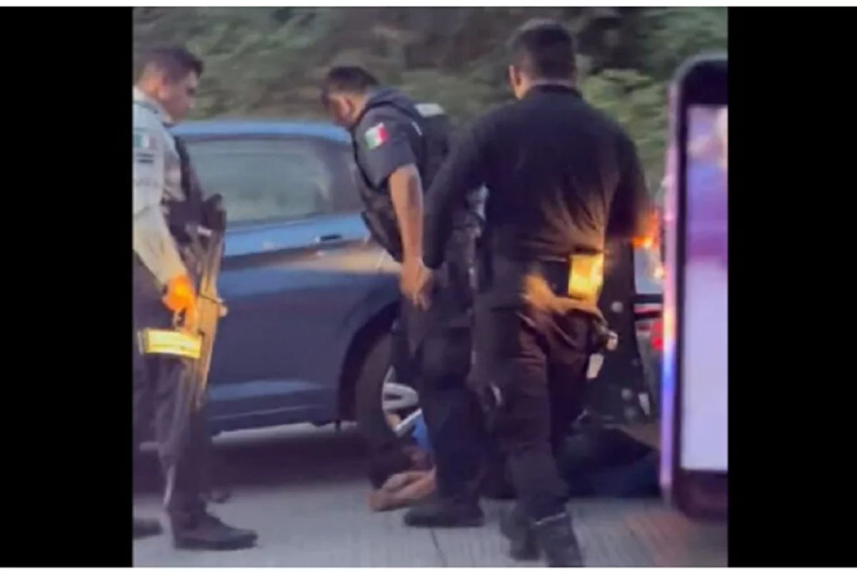 VIDEOS: Se registra balacera en el Periférico y conductor se mete a la persecución para narrar los hechos 3 balacera periferico ecologico