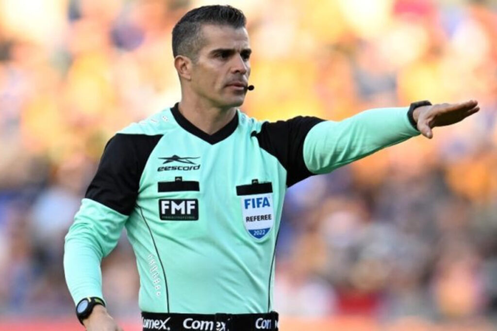 Fernando Hernández volverá a arbitrar