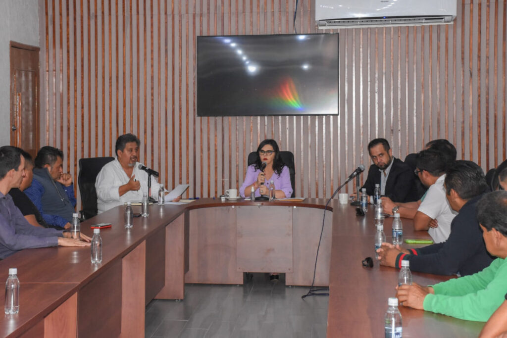 firma de acuerdo con tianguistas Texmelucan 1