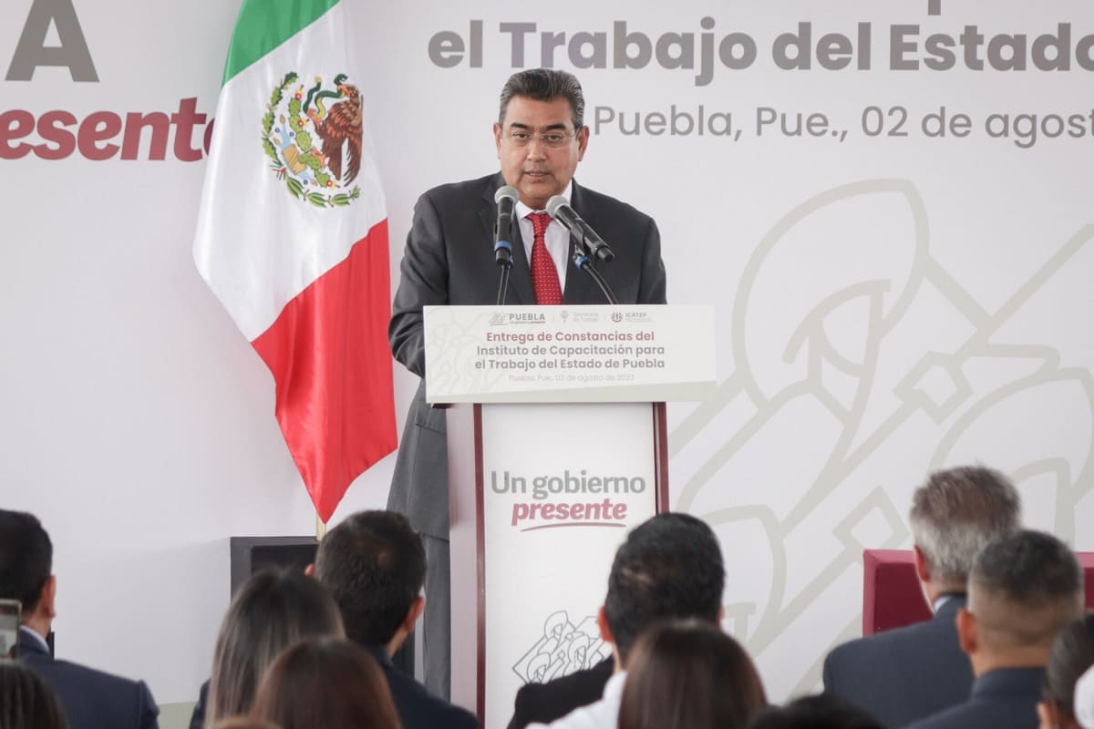 Descarta gobernador de Puebla decreto para uso obligatorio del cubrebocas 3 sergio salomon cubrebcoas