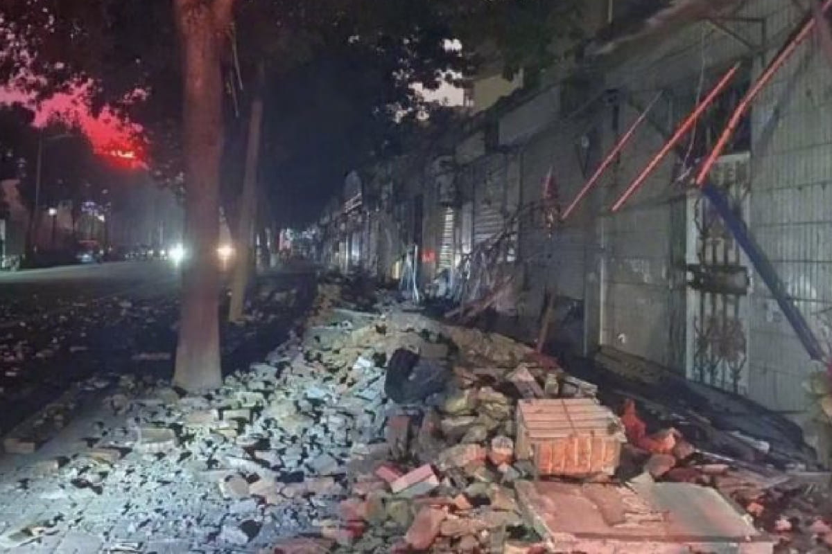 Terremoto de magnitud 5.5 en China deja al menos 21 heridos y daños estructurales 3 Terremoto en China