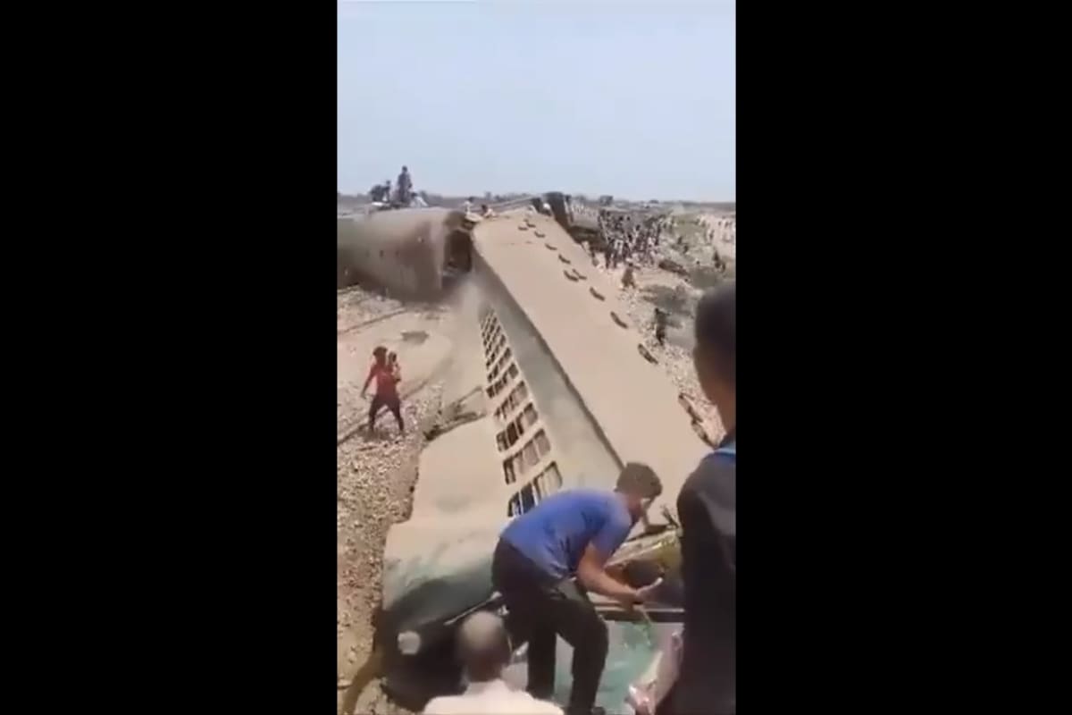 Pakistán: 28 muertos y decenas de heridos en descarrilamiento del Hazara Express 3 Tren se descarriló en Pakistán