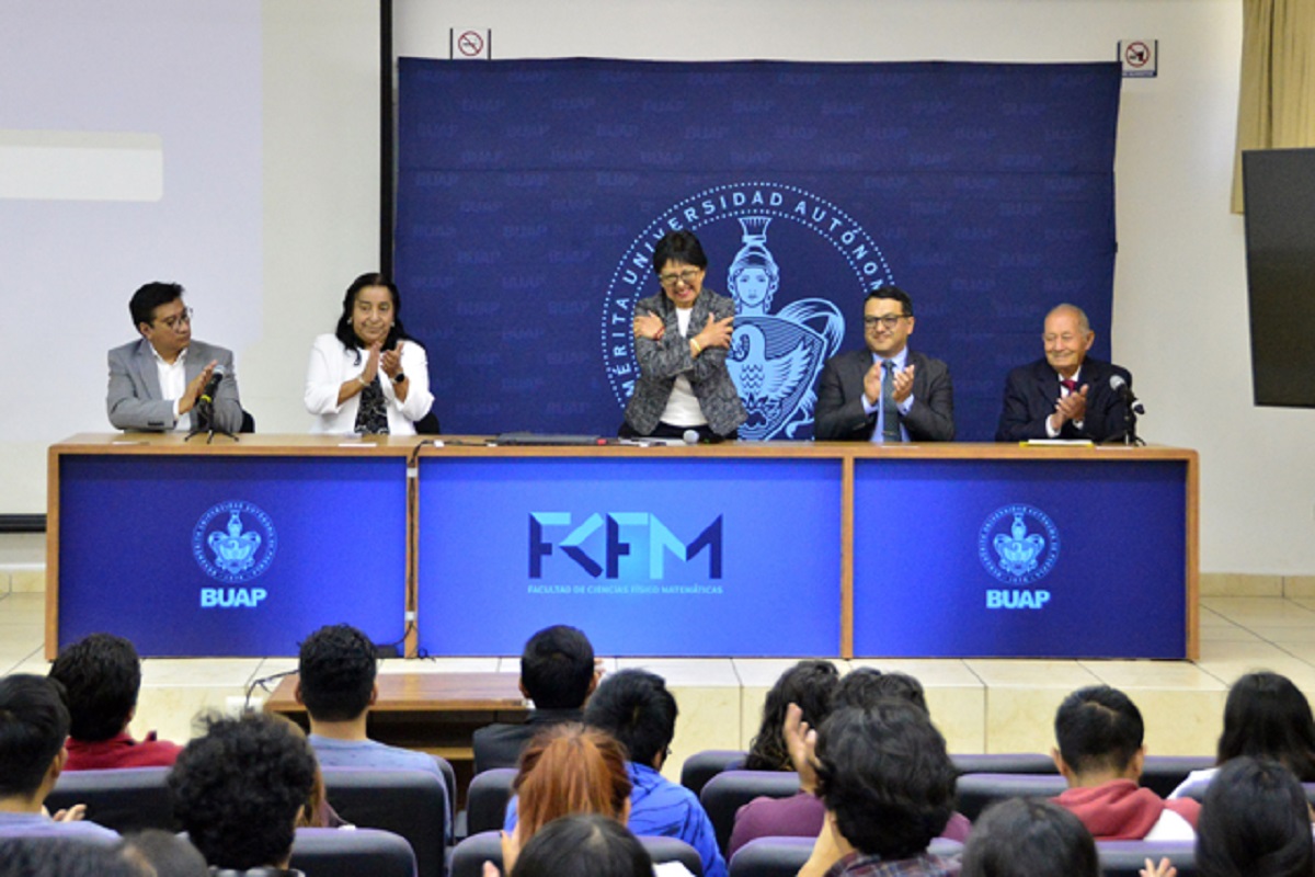 Participa Lilia Cedillo en el XI Encuentro de Ciencias Luis Rivera Terrazas 1 A Conferencia 1 0