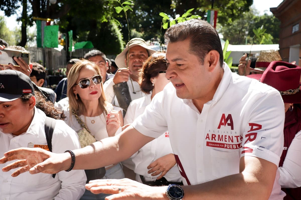 Asegura Armenta que aportará 2 millones de votos en Puebla a Claudia Sheinbaum 4 Armenta promete 2 millones de votos 1