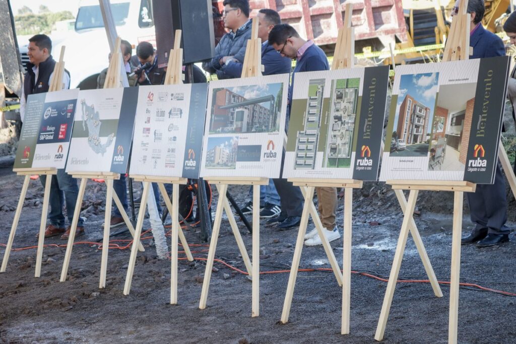 Ayuntamiento de Puebla y Canadevi construirán 320 casas en Coatepec