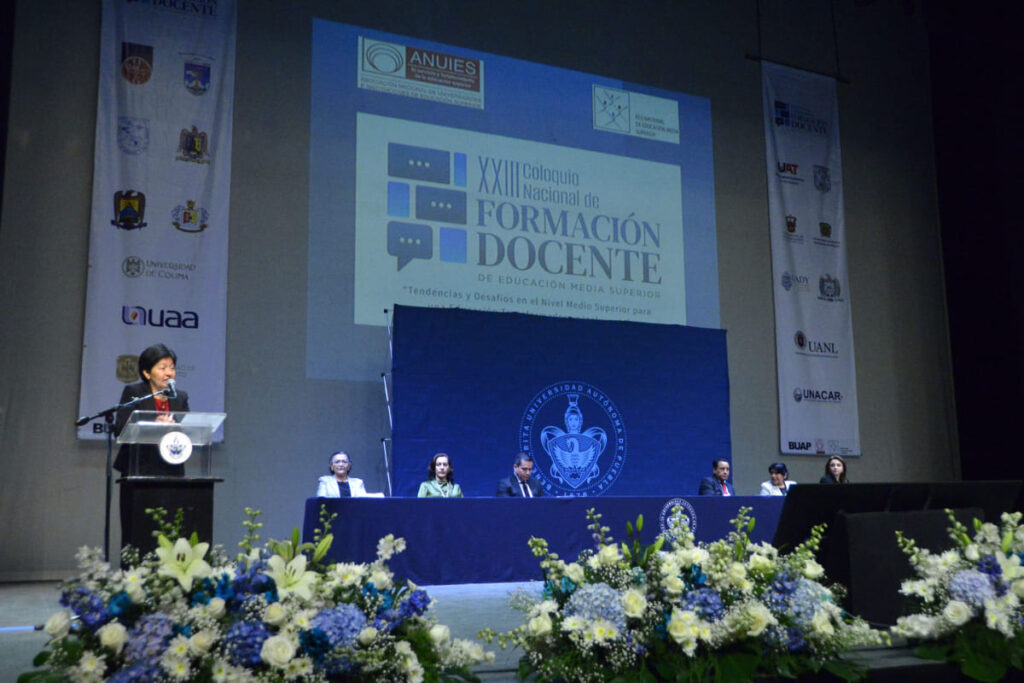 BUAP el XXIII Coloquio Nacional de Formacion Docente 1