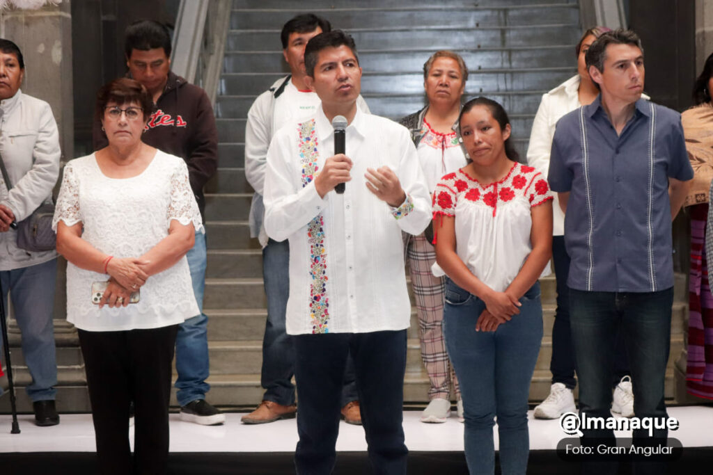 Eduardo Rivera entrega de apoyos 3
