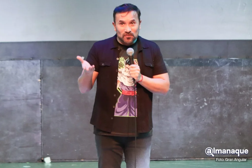 Manuel Avila conferencia FICOMICS BUAP 3