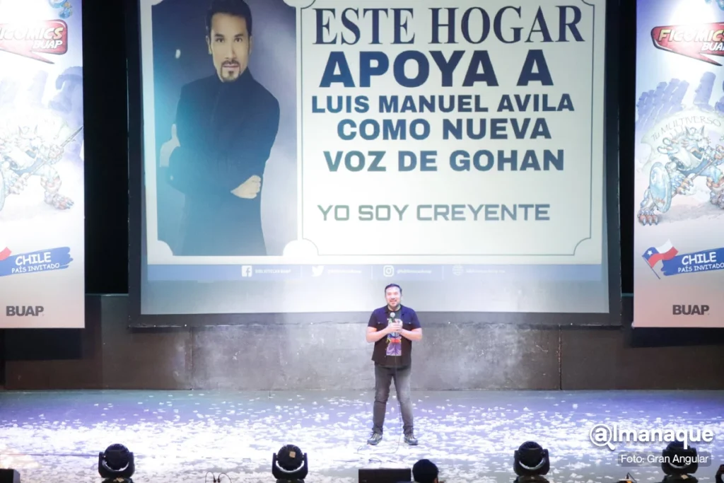 Manuel Avila conferencia FICOMICS BUAP 4