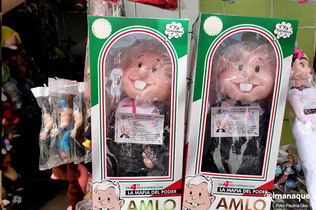 “Me canso ganso”: Este es el muñeco de AMLO que venden en Puebla que dice sus frases celebres 7 Muneco AMLO centro 4