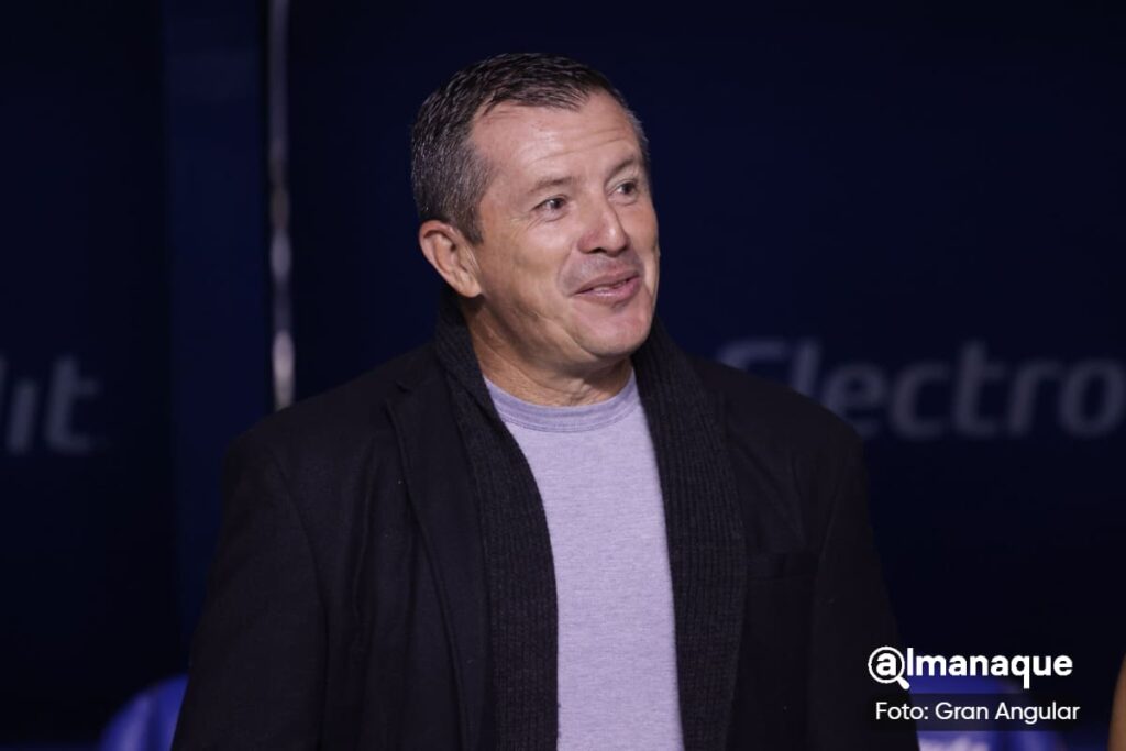 Oficial: Ricardo Carbajal seguirá como entrenador del Puebla hasta diciembre
