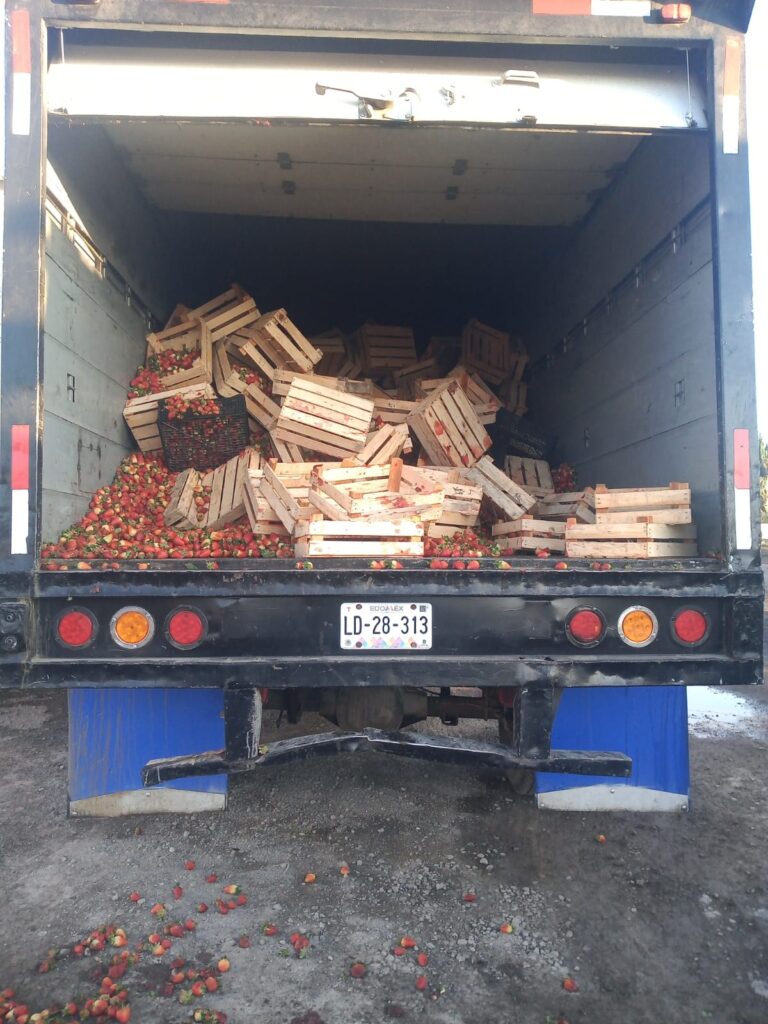 Seguridad Publica de San Martin Texmelucan localizo camioneta con reporte de robo 1