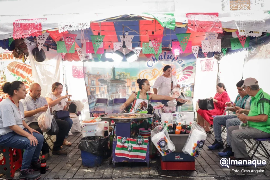 Verbena Popular 15 de septiembre centro de Puebla 3