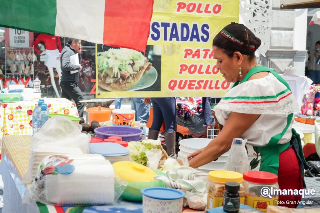 Verbena Popular 15 de septiembre centro de Puebla 6