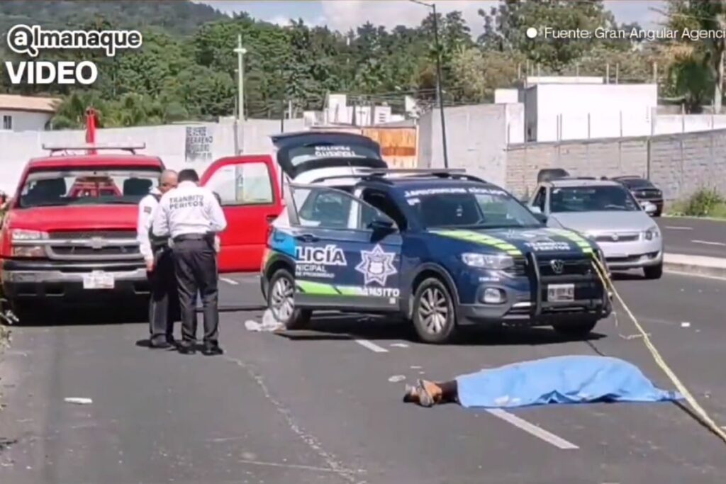 Muere hombre al perder control de su auto en el Bulevar Vicente Suárez; salió proyectado del parabrisas