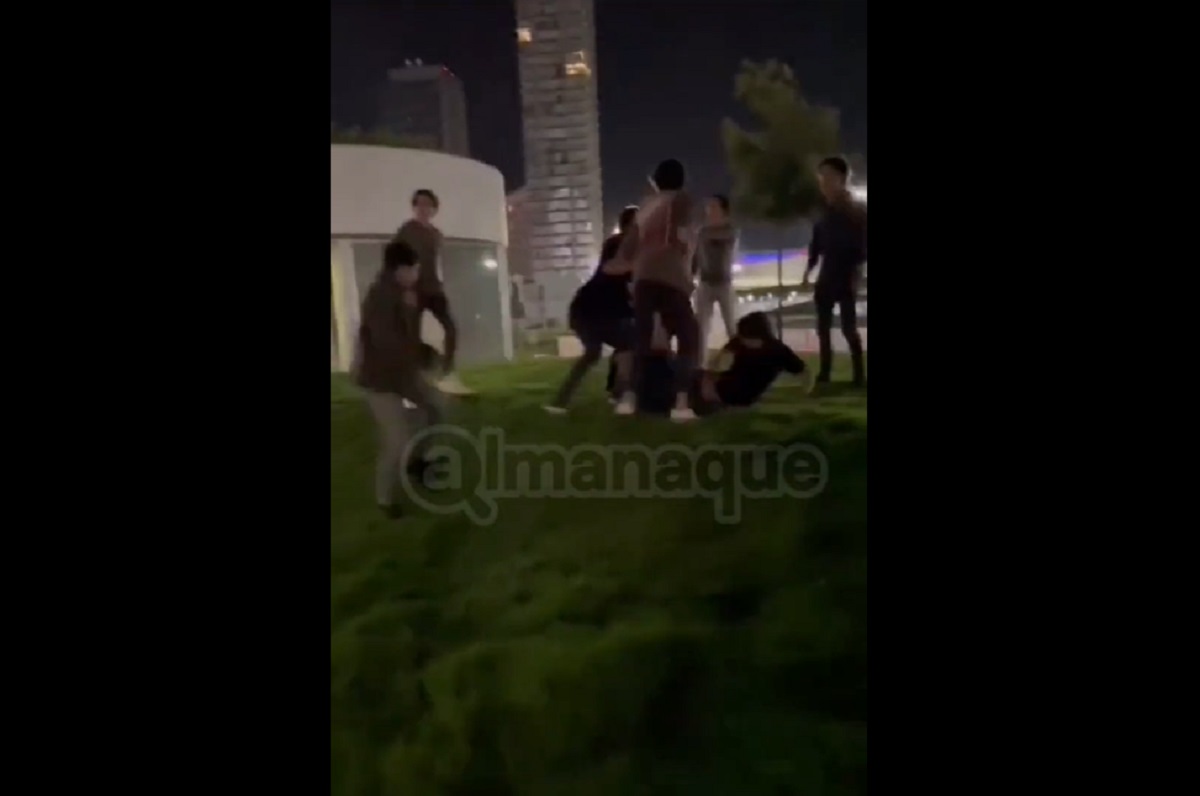 Golpean brutalmente a joven en la Estrella de Puebla y le fracturan la cara: ellos son los agresores (VIDEO) 1 agresion angelopolis