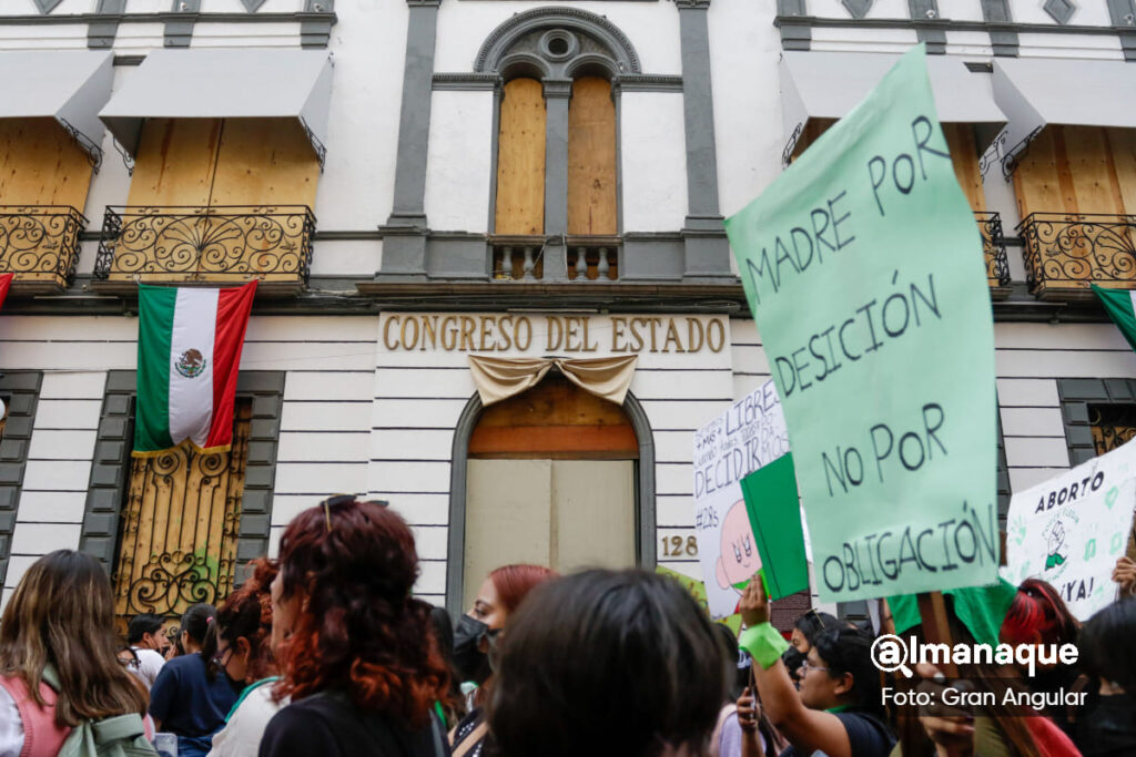 Congreso de Puebla analizará reforma constitucional tras ordenamiento de la SCJN sobre la no penalización del aborto 