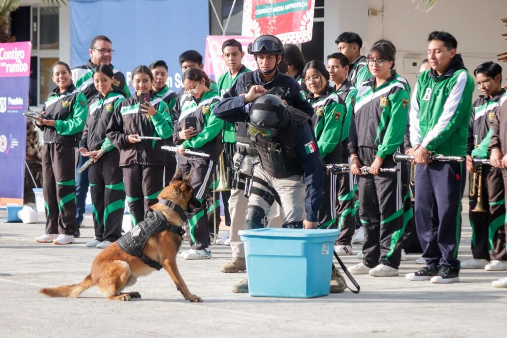 Ayuntamiento implementa operativo “Dispositivos Escolares” en el BINE 12 dispositivos escolares 3