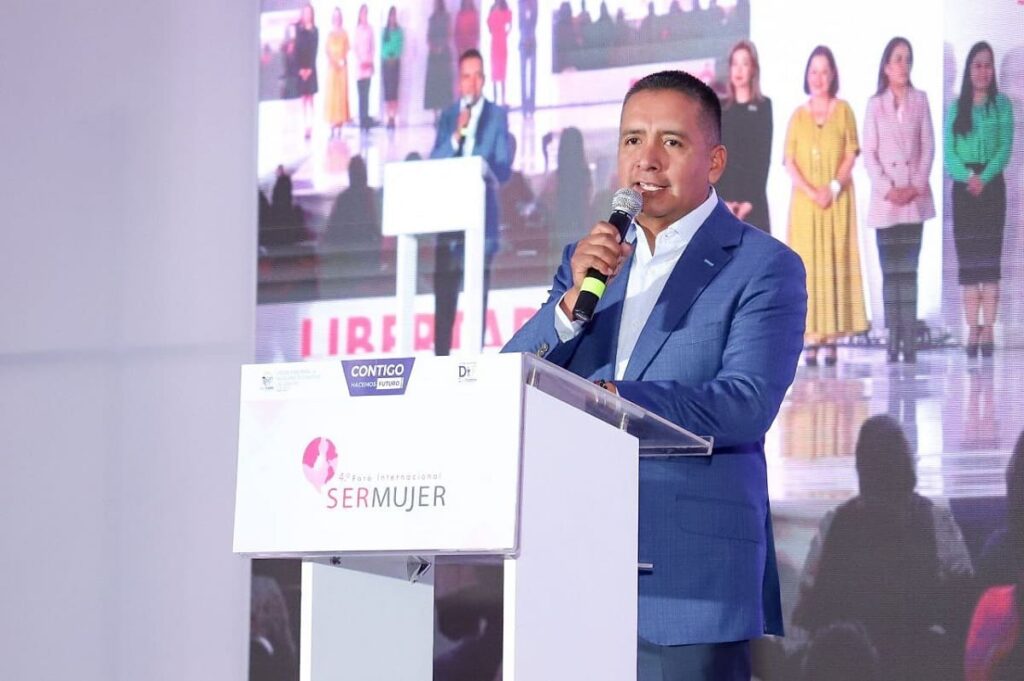 edmundo tlatehui foro ser mujer