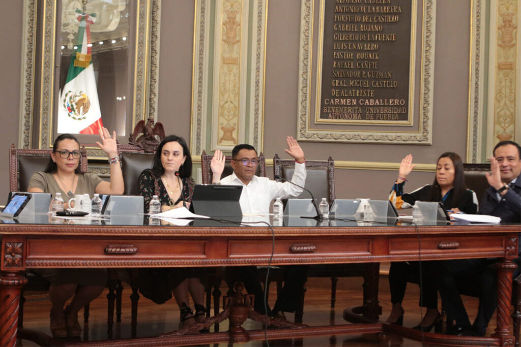 Congreso de Puebla convoca a sesión extraordinaria para avalar renuncia de titular de Unidad Técnica de la ASE 6 mesa directiva congreso pue