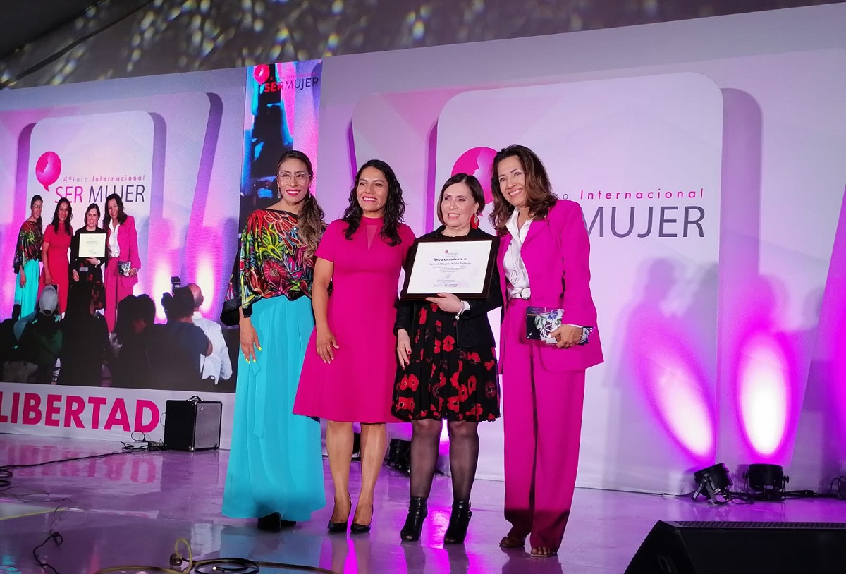 Rosario Robles asegura que fue injusto que la encarcelarán al participar en el foro Ser Mujer de Cholula 3 rosario roboels cholula