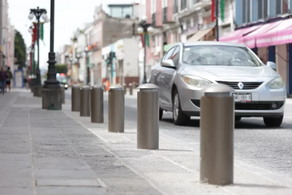 Bolardos Calle 16 de Septiembre Puebla