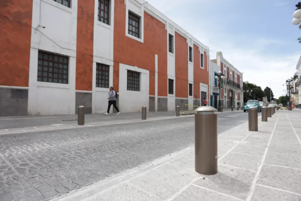 Bolardos Calle 16 de Septiembre Puebla 3