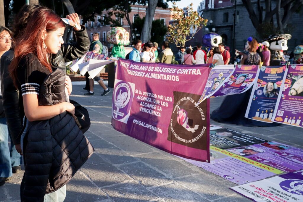 Deudores muertos de hambre 1