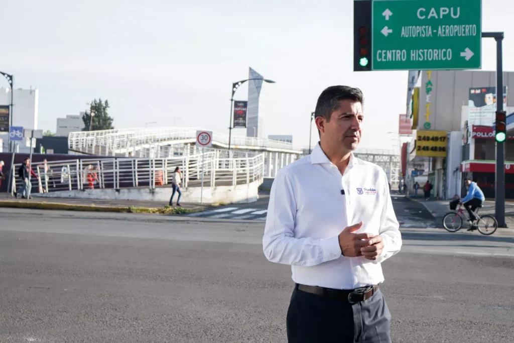 Ayuntamiento de Puebla invierte 7.2 mdp en rehabilitar el bulevar Norte 12 Eduardo Rivera Blrvd Norte y Blrvd Aaron Merino 6