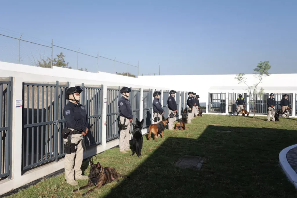 Eduardo Rivera Inauguracion Unidad Canina 9
